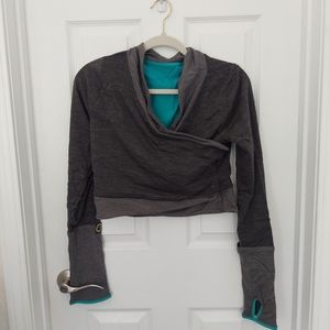 Moxie Cycling Reversible Cropped Jacket in Heather Grey/Aqua Large NWT